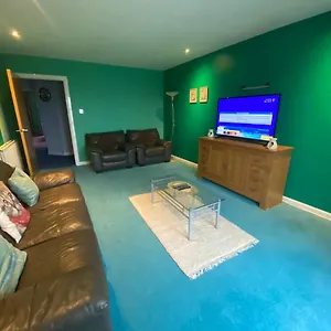 Comfortable, Self Contained 2 Double Beds Town Near Pittodrie Stadium Aberdeen